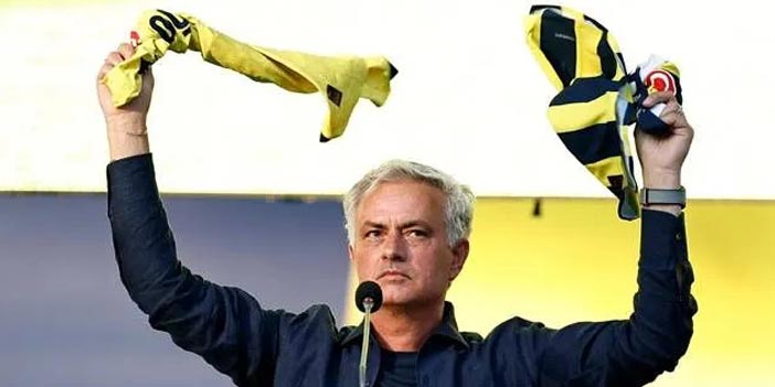 Fenerbahçe’de Jose Mourinho bombayı patlattı! İngiltere’den yıldız oyuncu geliyor